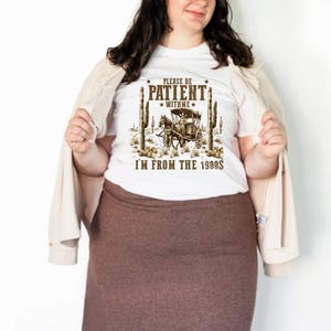 Please Be Patient With Me Breastfeeding shirt, nursing shirt, breastfeeding friendly, pumping friendly, mom shirt