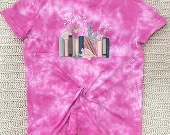 Floral Books Breastfeeding shirt, nursing shirt, breastfeeding friendly, pumping friendly, mom shirt