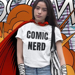 Camiseta minimalista con texto para nerds de cómics, ropa para geeks, camiseta divertida para fans de los cómics.