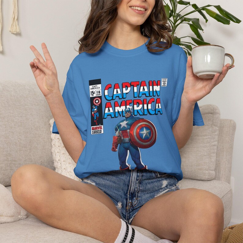 Captain America Marvel Rivals Shirt, Steve Rogers Fan T-Shirt, Retro Comic Shirt, Marvel Fan Geschenk Bild 2
