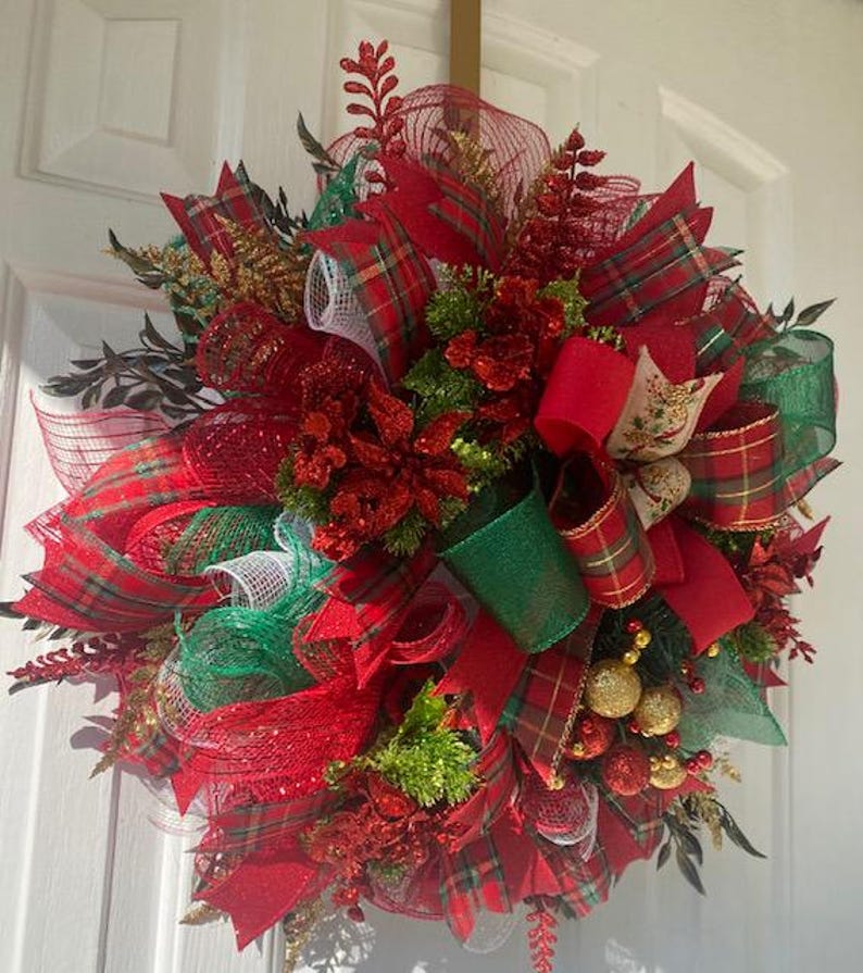 Red and Green Plaid Traditional Ornament Christmas Mesh Wreath - Etsy