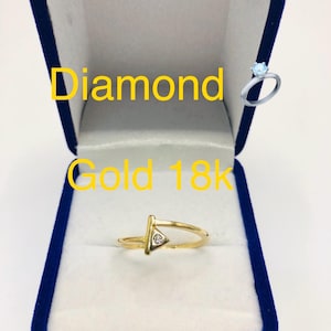 Diamond Ring Real 18k gold 750k. Solid 18k Gold yellow and white. Beautiful ring for women