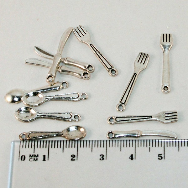 Cubiertos a escala 1:6 - vajilla - para comida de casa de muñecas, 8 piezas