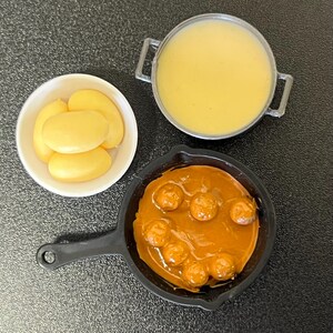 1:6 Scale Food Service Meatballs in Sauce / Potatoes / Mashed Potatoes ...