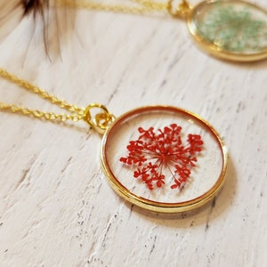 Red Queen Anne&#39;s Lace Necklace, Pressed Flower Necklace, Gift for Her, Gift for Mom
