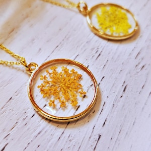 Orange Queen Anne&#39;s Lace Necklace Pressed Flower Necklace, Gift for Her, Gift for Mom