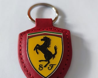 Porte-clés en cuir rouge Scuderia Ferrari 2023 Saison F1 Racing Formule 1 Porte-clés de voiture de course