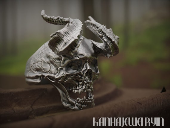 Horned on sale skull ring