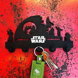 Galactic Key Holder – Sci-Fi Inspired Wall Organizer – 3D Printed Space Decor