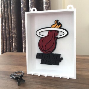 Llavero de baloncesto en llamas impreso en 3D: decoración de pared para aficionados al deporte