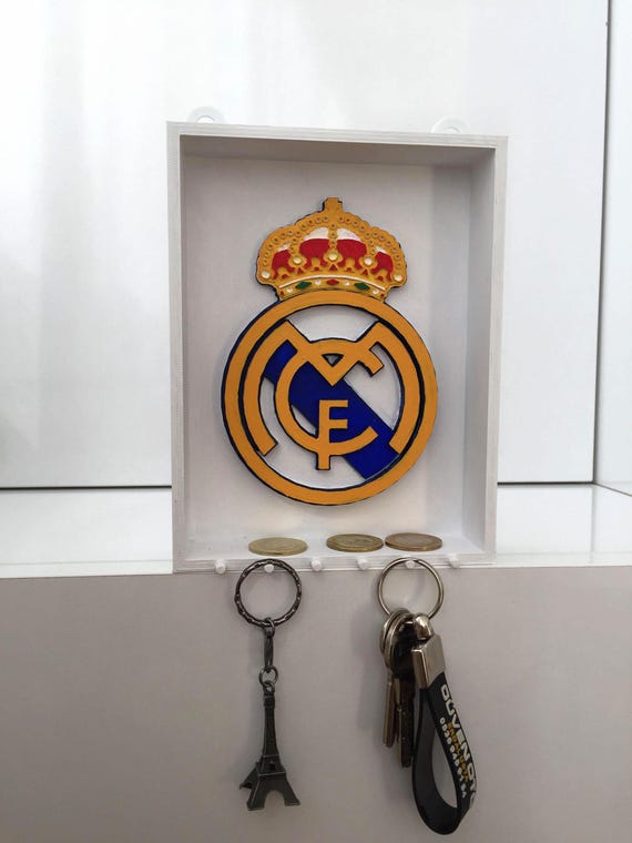 Royal Football Key Holder - 3D Printed Wall Decor – Soccer Fan Gift