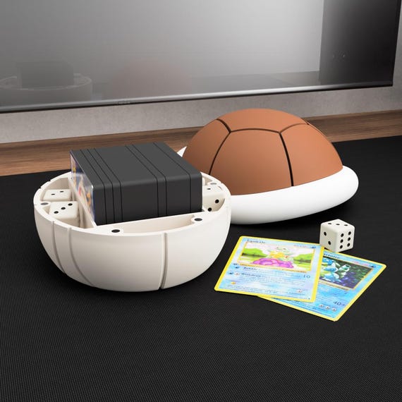 ゼニガメ＆カメックスの甲羅型デッキボックス：マグネット開閉式TCG