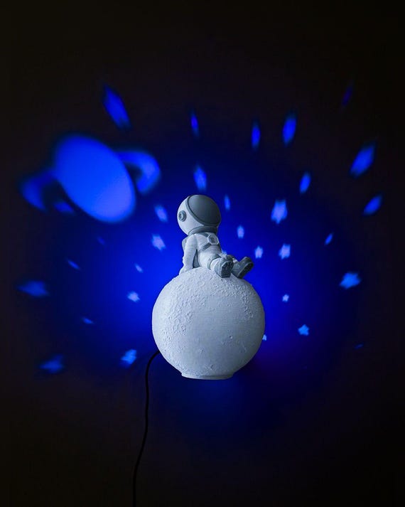 Wondering Astronaut Wall Lamp – 3D Printed Night Light, Space Room Decor, Cosmic Kids Gift - Baby Gift - Baby Shower Gifts