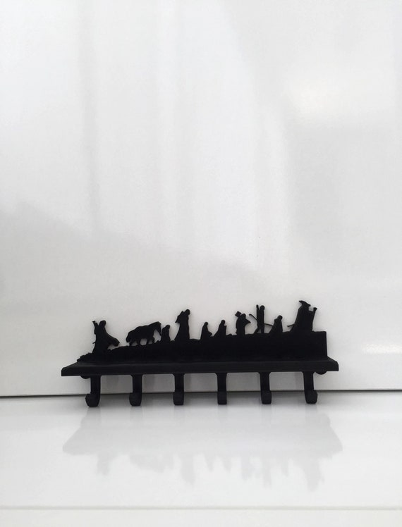 Fantasy Kingdom Key Holder – 3D Printed Wall Decor for Mythical Adventure Lovers