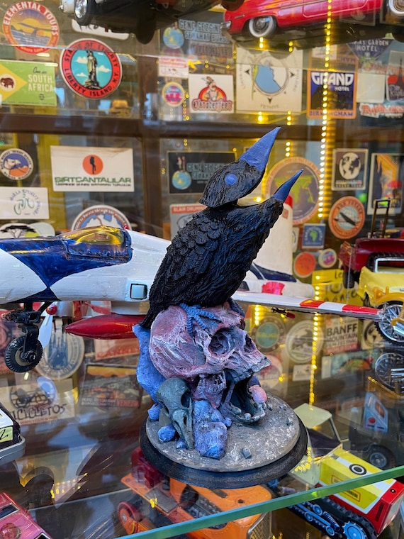 Raven Dice Tower & Dice Dungeon