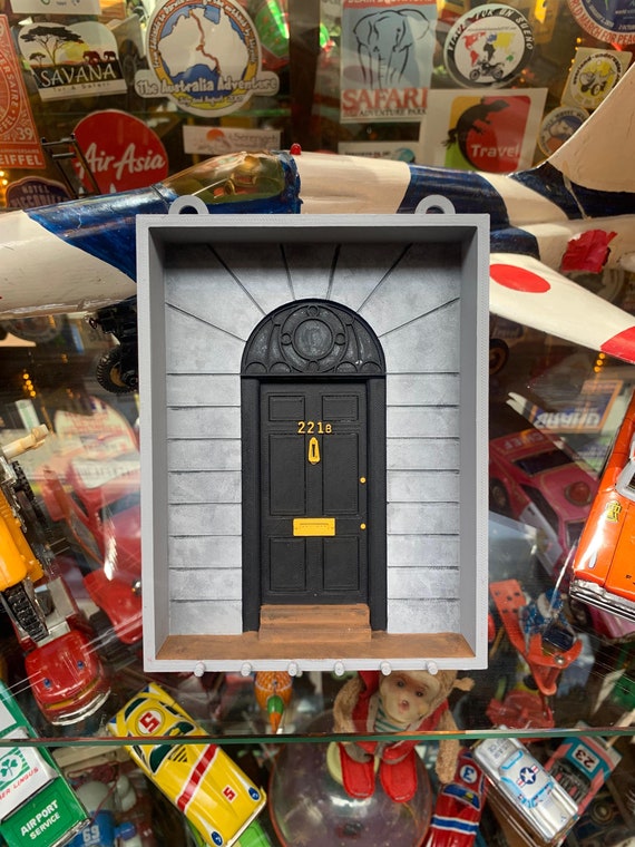 Baker Street Detective Key Holder – 3D Printed Victorian Door Wall Art