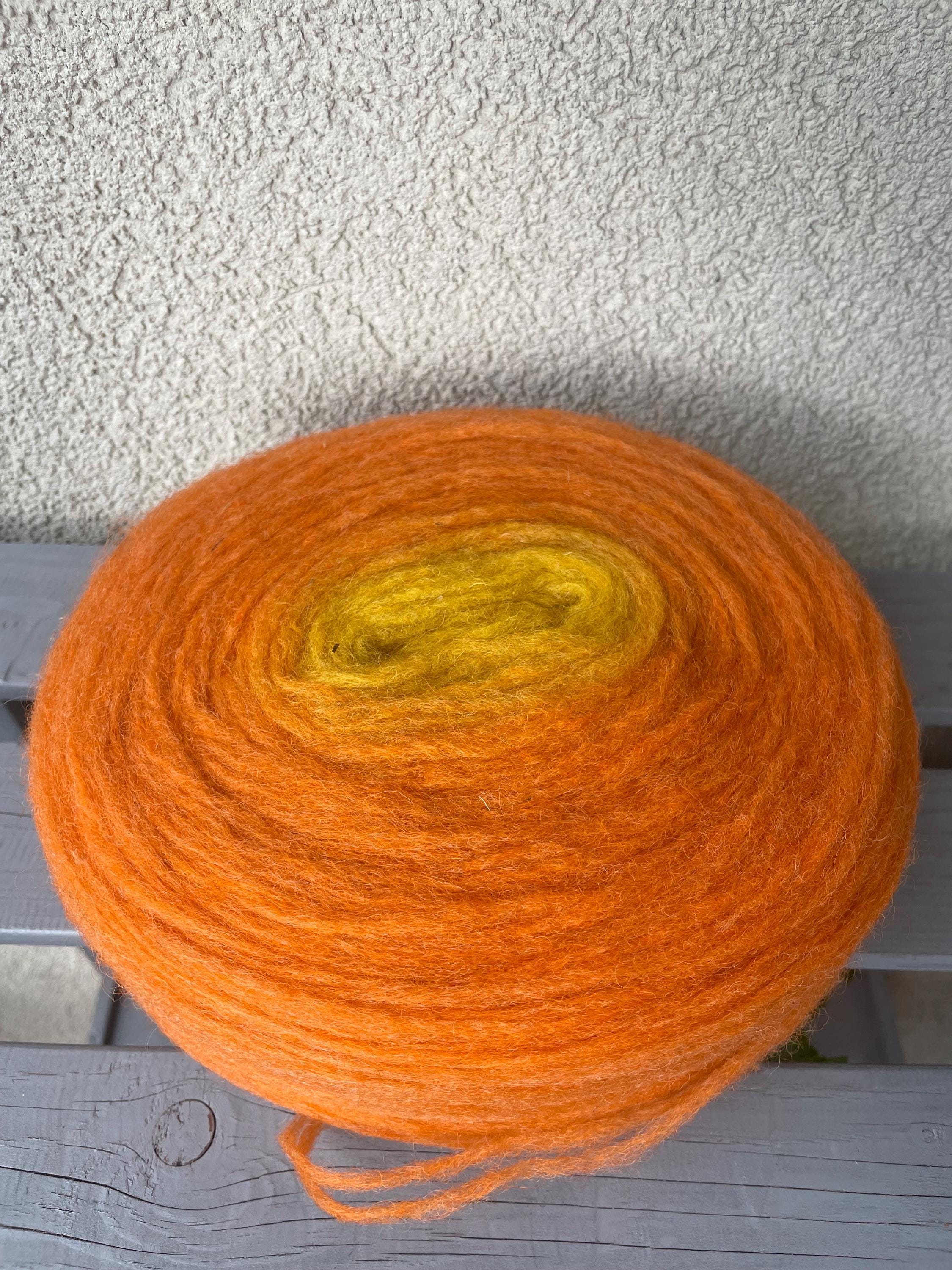 Dundaga Merino Pencil Roving, Unspun Wool 2-ply, Orange/yellow, MRY2_2 ...