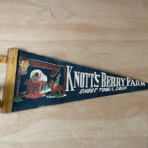 Vintage 1950&#39;s Knott&#39;s Berry Farm Ghost Town Felt Pennant