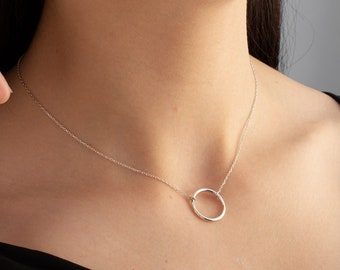 Minimalist Circle Necklace, Silver Ring Necklace, Karma Necklace, Ring Choker Necklace, Bridesmaids Jewellery, Circle Pendant, Xmas Necklace
