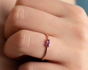 Amethyst Ring, Baguette Ring, February Birthstone Ring, Amethyst Jewellery, Minimalist Ring, Birthday Jewelry, Purple Ring, Birthstone Ring