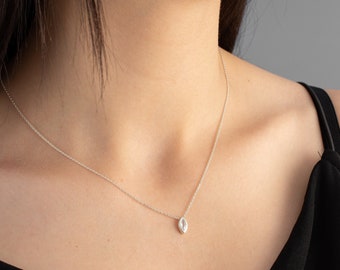 Oval Diamond Necklace, Bridal Silver Necklace, Minimalist Necklace, Cubic Zirconia Necklace, Wedding Necklace, Bridesmaid Gifts, Xmas Gift
