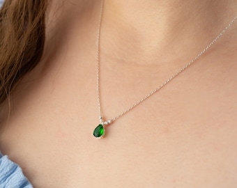 May Birthstone Necklace, Silver Teardrop Necklace, Birthday Gift Necklace, Emerald Necklace, Birthday Silver Jewellery, May Birthday Pendant