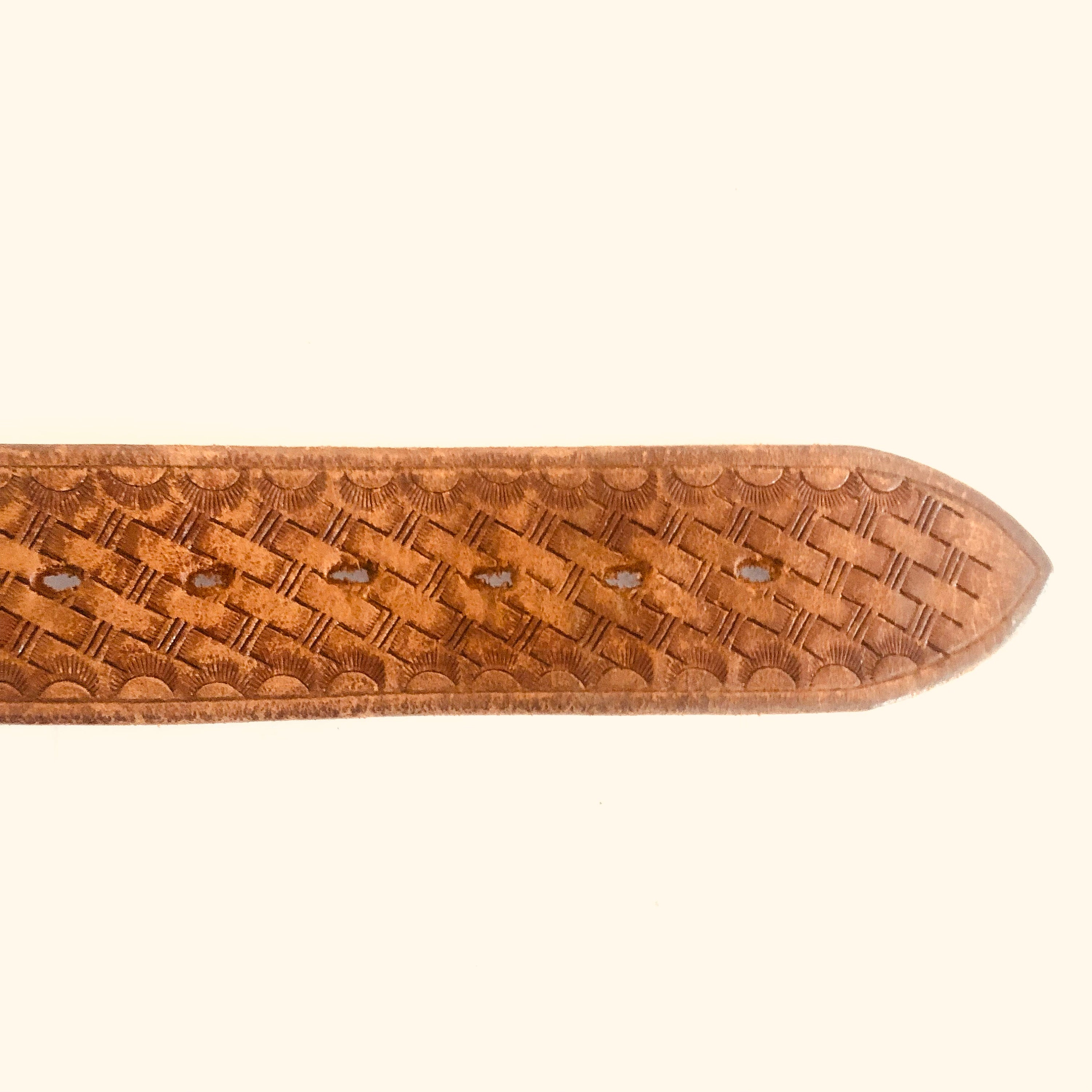 Jeereal Western Horse Breast Collar - Heavy Oil-Tanned Leather With Tooled Design