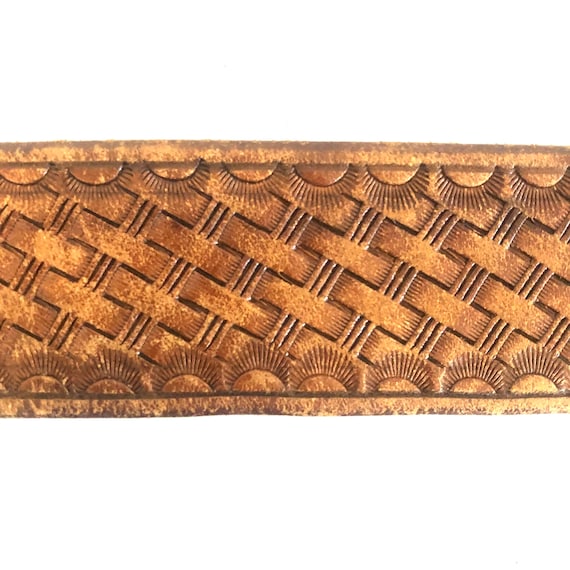 70s leather belt with statement stitchings| Vintage brown Americana inspired belt| Cowgirl leather accessory
