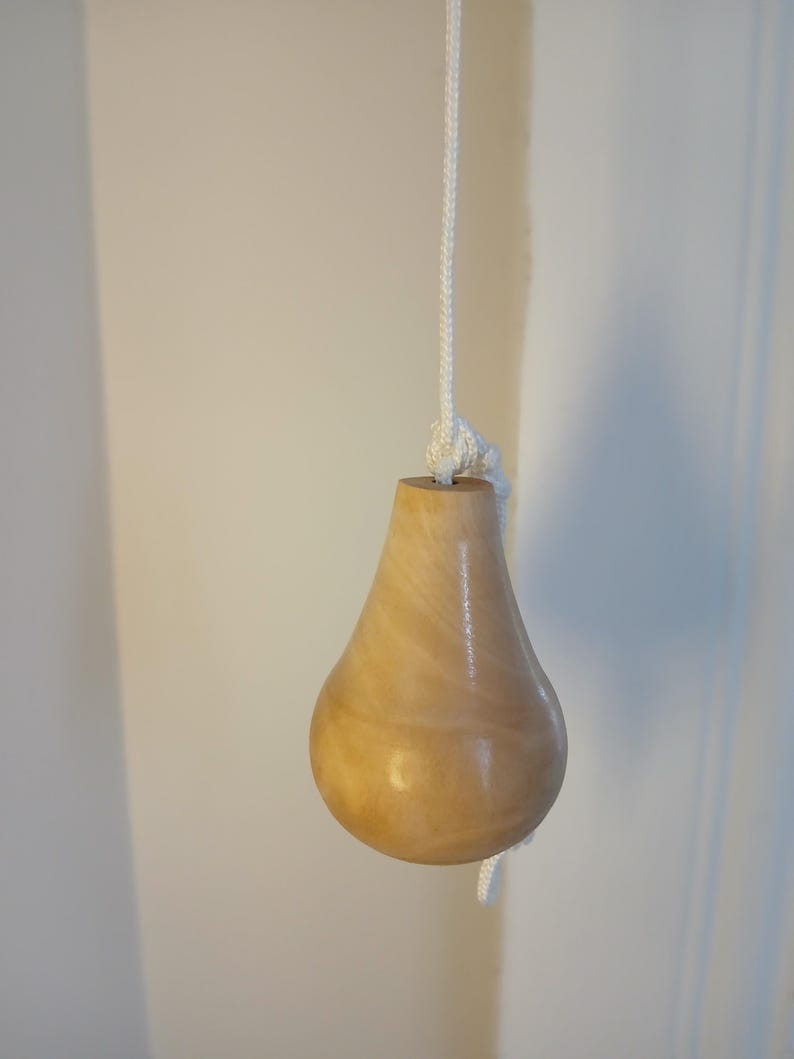 Stunning Collected Immersed Pulls Soft Pear image