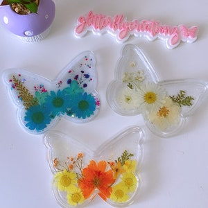 Handmade Butterfly Shaped Resin Made Trinket Tray Floral