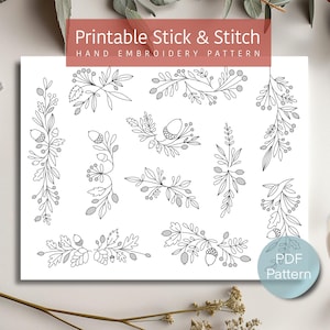Puede incluir: Patrón de bordado a mano imprimible en punto de palo y punto de costura con 12 diseños florales con bellotas y bayas. El patrón está en blanco y negro y está etiquetado como "Patrón PDF".