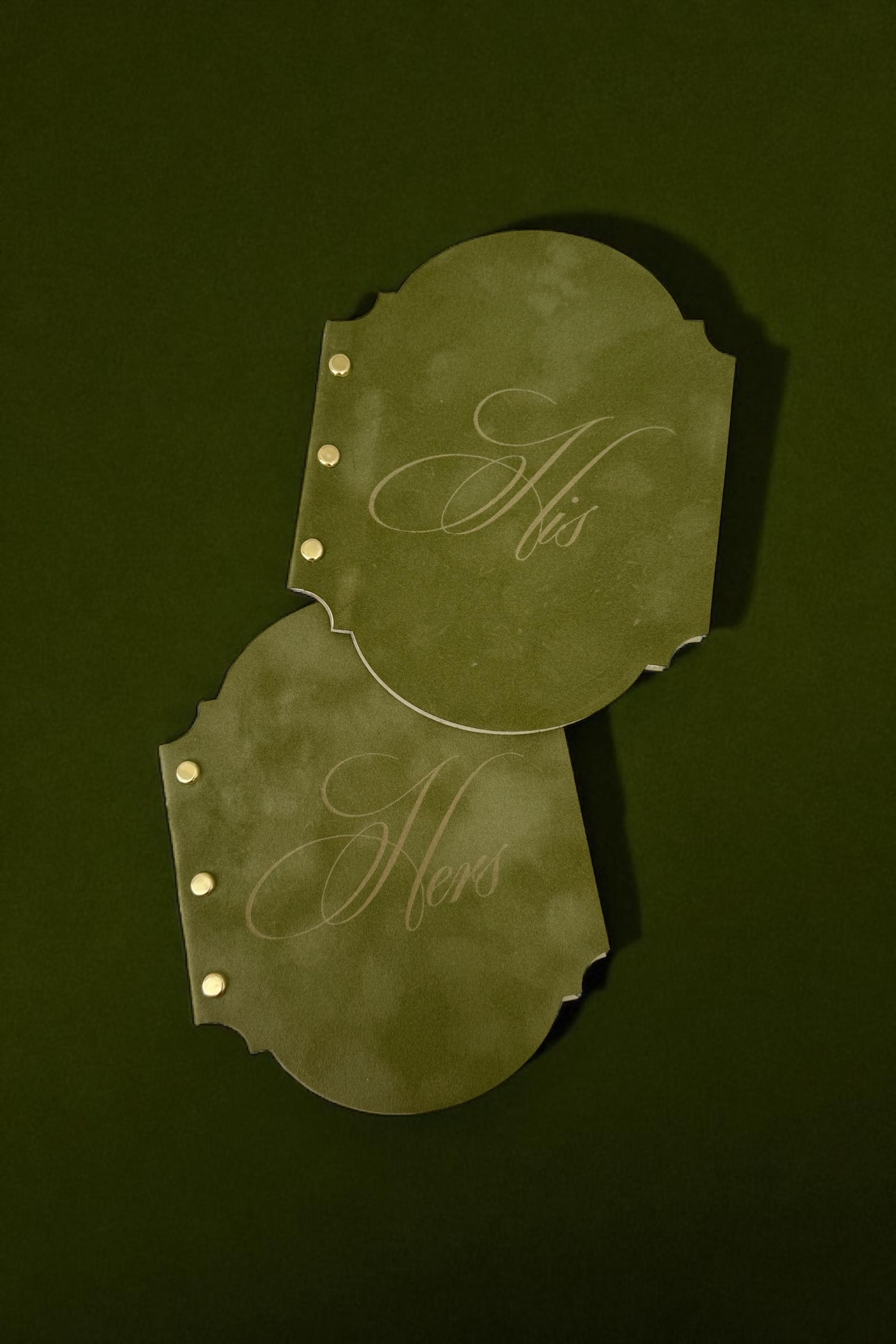 Velvet Vow Books Set of 2 - His and Hers Vow Books - Personalized Wedding Vow Books - Luxury Wedding Vows Books - no personalization, olive green