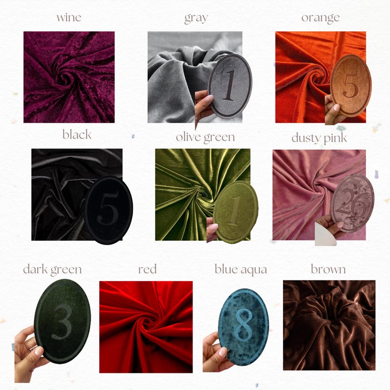 K&ouml;nnte beinhalten: Eine Sammlung von Samtstoffmustern in Weinrot, Grau, Orange, Schwarz, Olivgr&uuml;n, Altrosa, Dunkelgr&uuml;n, Rot, Blau-Aqua und Braun. Mehrere Muster zeigen ovale Etiketten mit den aufgedruckten Zahlen 1, 3, 5, 8 und 26.