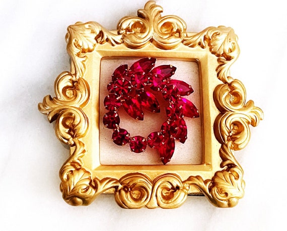 Vintage Weiss Ruby Red Brooch Pin - image 1