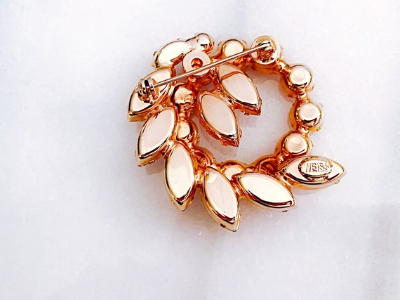 Vintage Weiss Ruby Red Brooch Pin - image 8