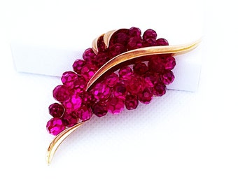 Vintage Crown Trifari Fuchsia Pink Briolette Brooch, Vintage Crown Trifari Brooch