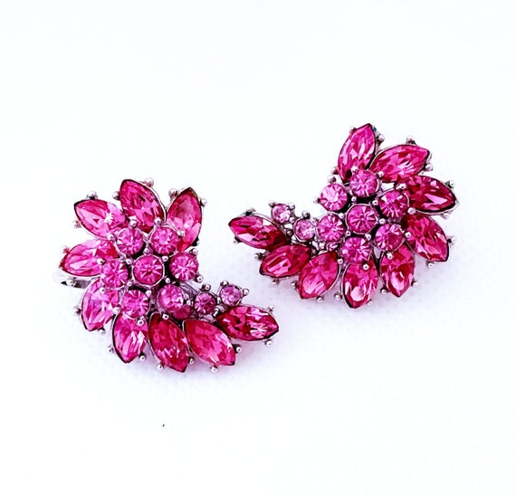 Vintage Trifari Pink Fuchsia Contessa Earrings - image 8