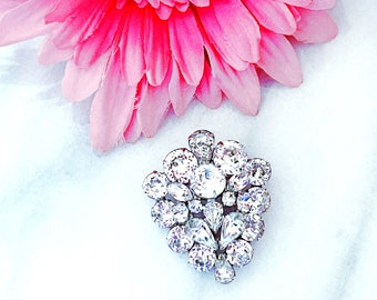 Sparkling Weiss Vintage Brooch Pin