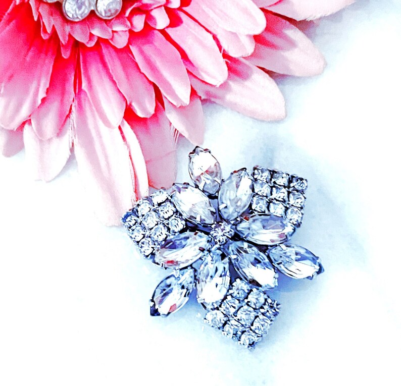 Vintage Rhinestone Flower Brooch Pin Very Unique image 1