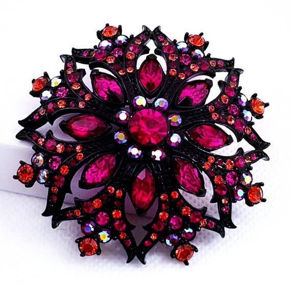 Vintage Joan Rivers Articulated Rhinestone Panda Brooch