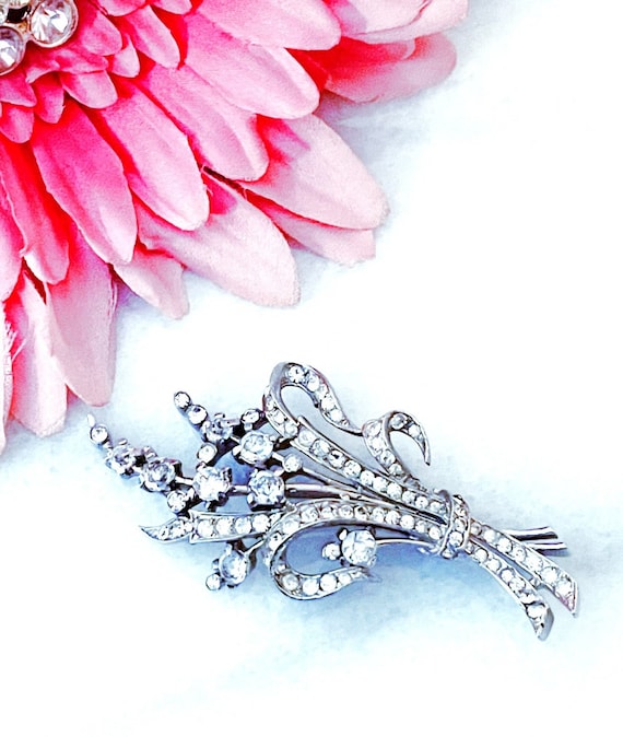 Vintage 1940's Crown Trifari Sterling Floral Spra… - image 1