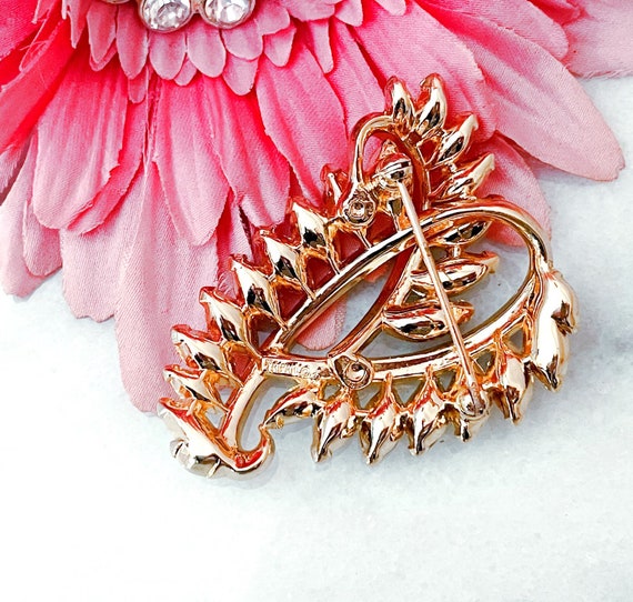 Vintage Crown Trifari Rhinestone Heart Brooch Pin - image 9