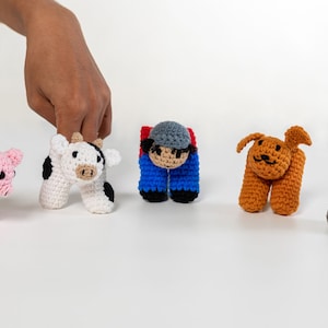 Old MacDonald Farm Two Finger Puppets, Walking Finger Puppet Set, Crochet Finger Puppets, Toddler Toy, Farm Animal Finger Puppets