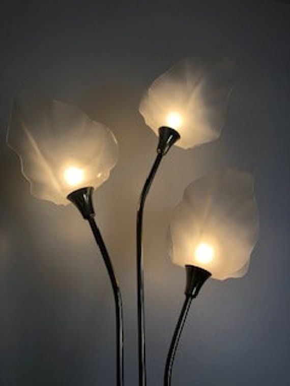 Calla lily table lamp deals