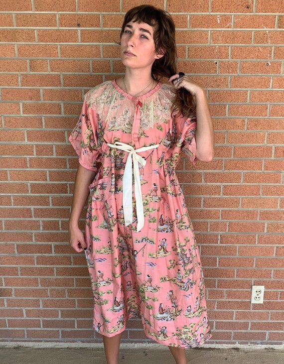 Insane 1930s Handmade Pink Silk Dress With Asian P