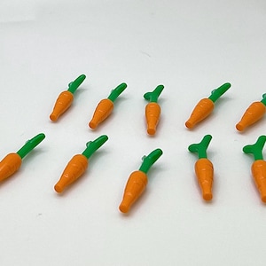 10 Carrot with Plant Stem LEGO ® Minifigure Accessory Pack includes free U.S. Shipping