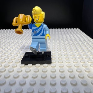 Figure Skating Champion LEGO® collectable Minifigure series 22 71032.
