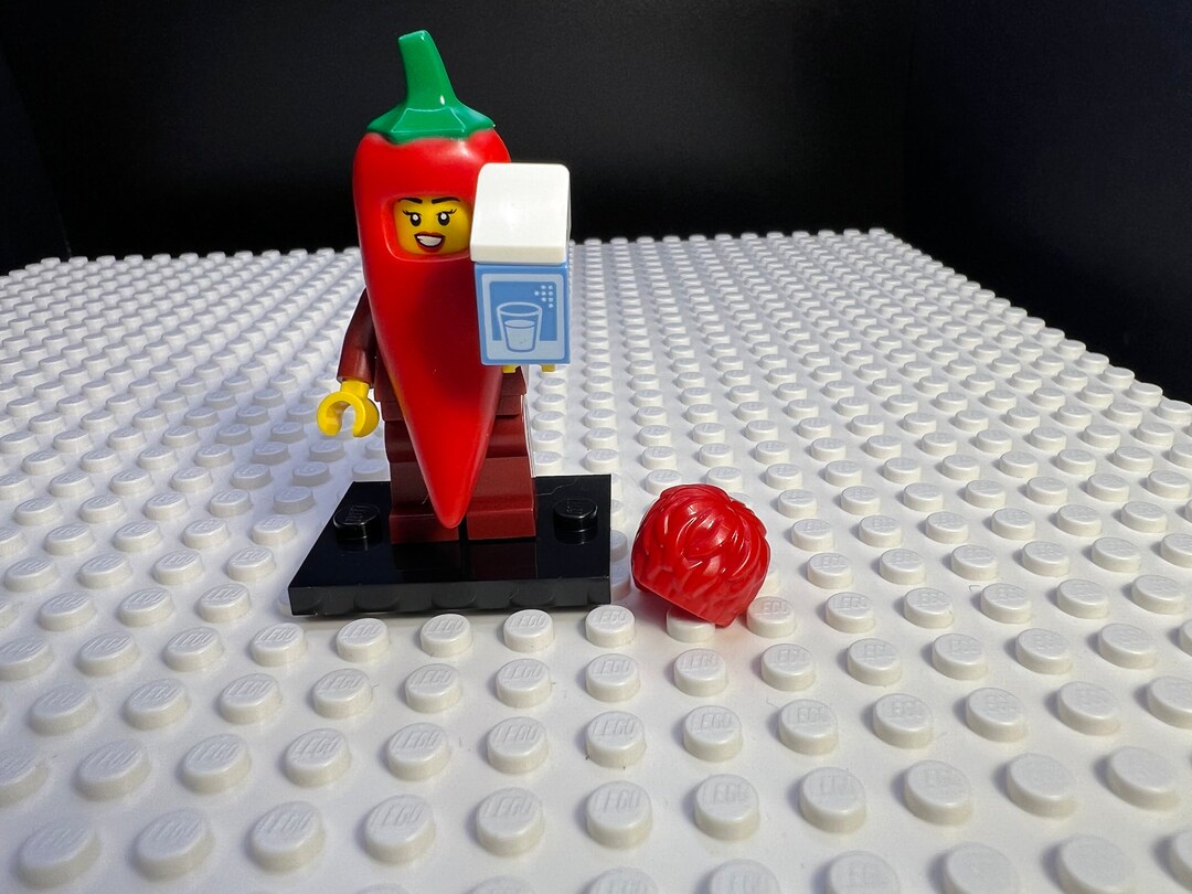 Chili Costume Fan LEGO® Collectable Minifigure Series 22 71032. - Etsy