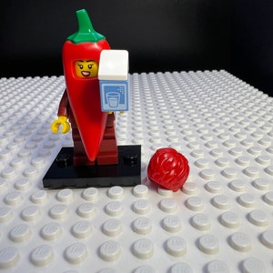 Chili Costume Fan LEGO® collectable Minifigure series 22 71032.