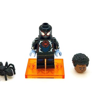Spider-Man, Miles Morales LEGO® collectable Minifigure series Spider-Man 71050.